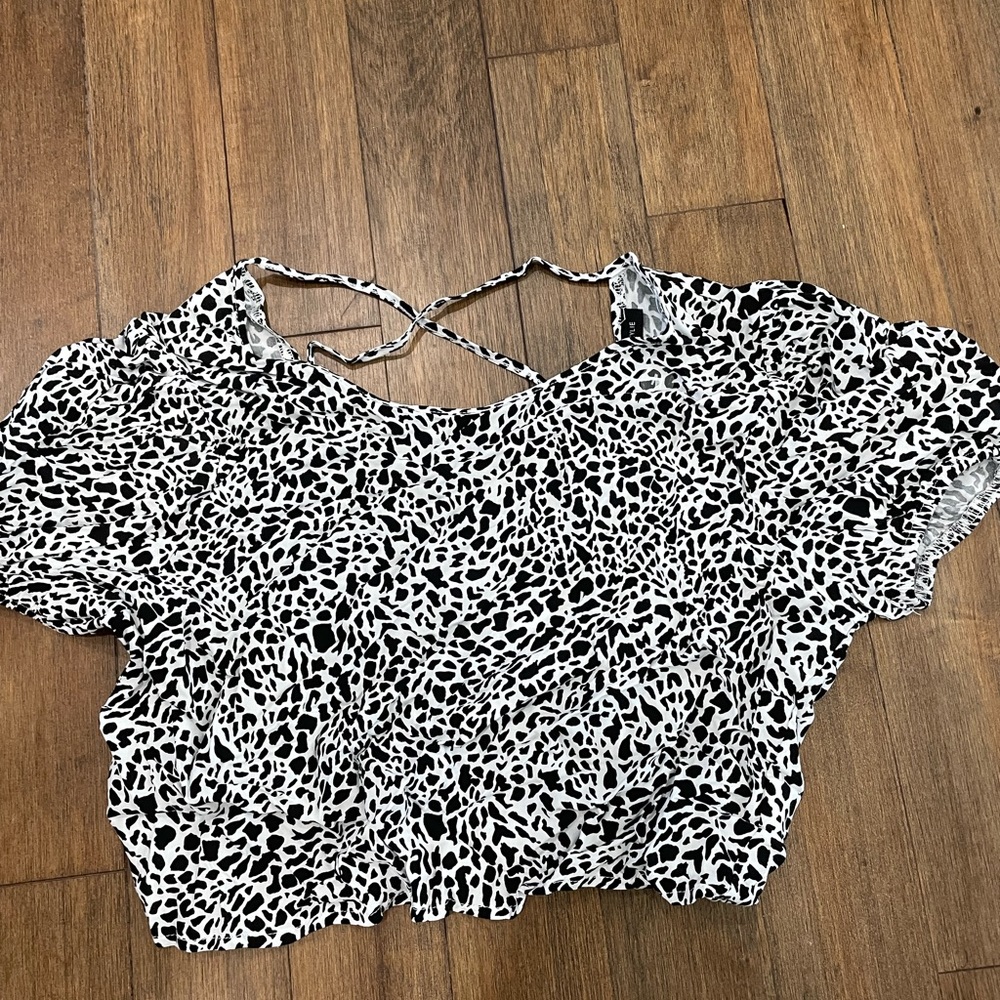 Pacsun Kendall & Kylie backless tie top